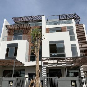 lam hộp ngoài trời